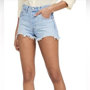Levi’s Light Wash 501 Jean shorts